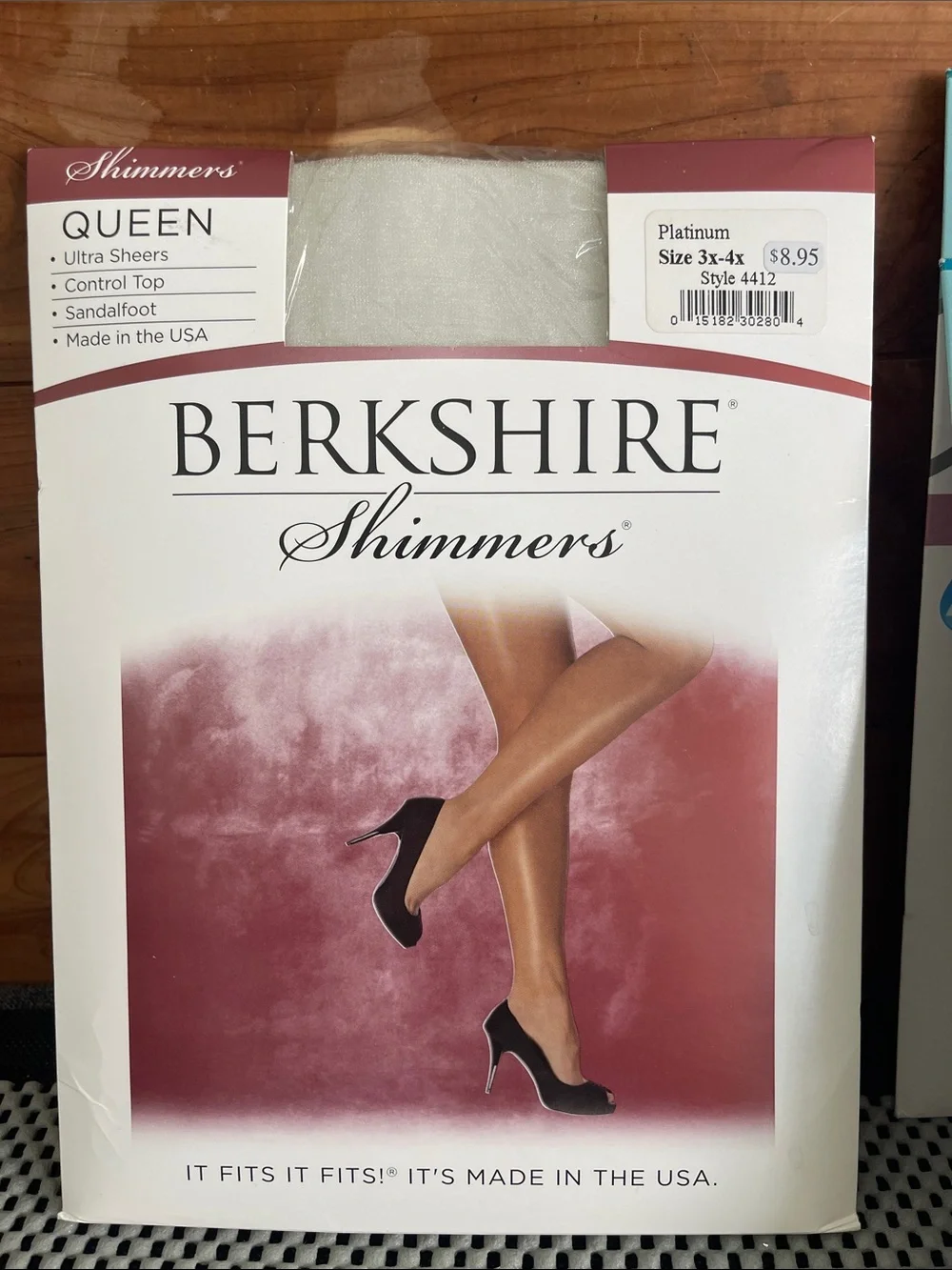 New 3 Pair Plus/Queen Size Stockings Berkshire & Hanes Nude & Platnium